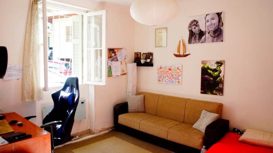 (For Sale) Residential Apartment || Athens Center/Athens - 80 Sq.m, 1 Bedrooms, 100.000€ 